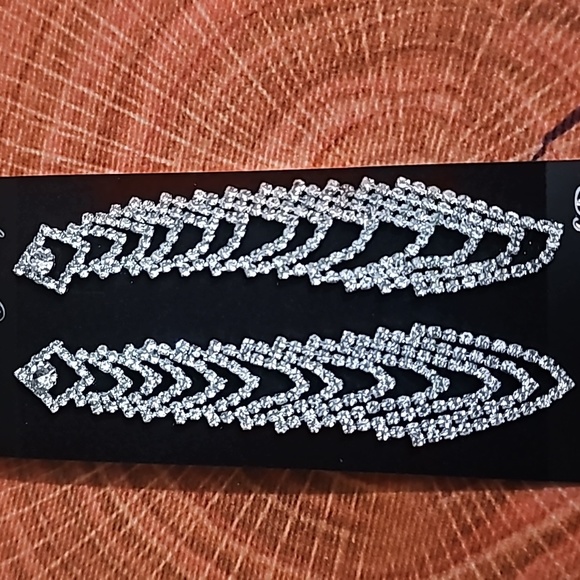 Long Dangle Rhinestone Earrings - Picture 2 of 2